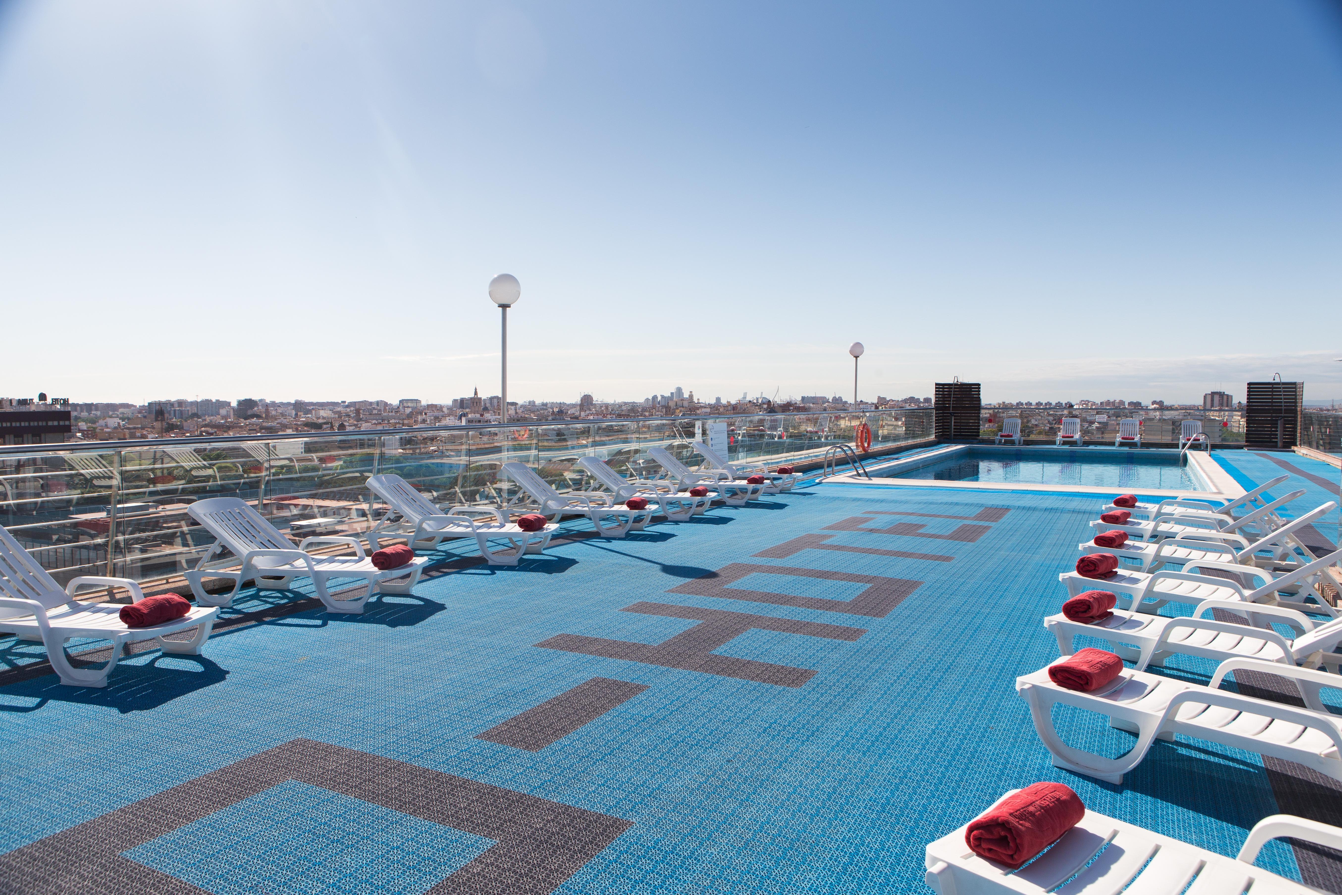 Novotel Valencia Lavant Экстерьер фото