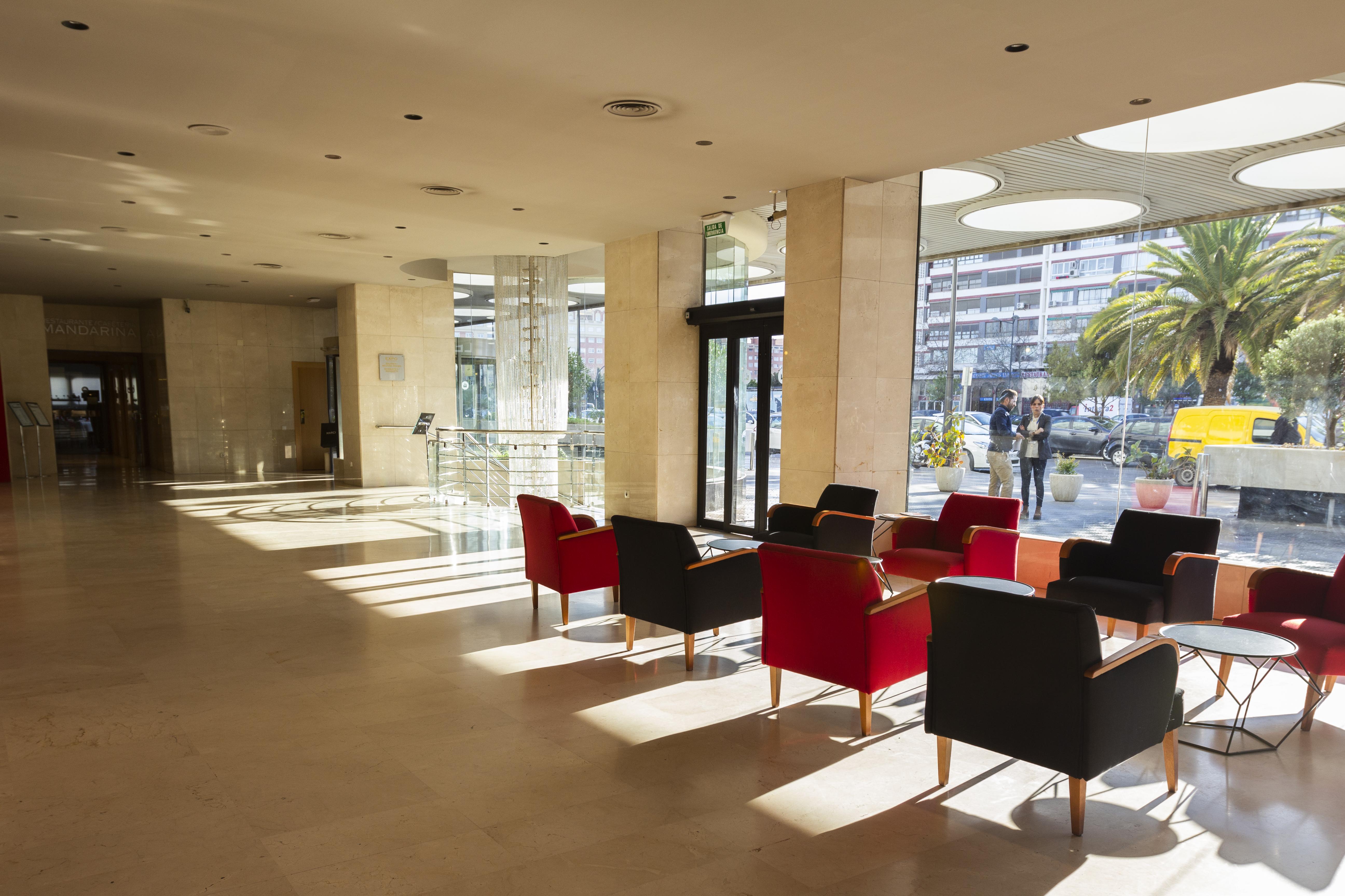 Novotel Valencia Lavant Экстерьер фото
