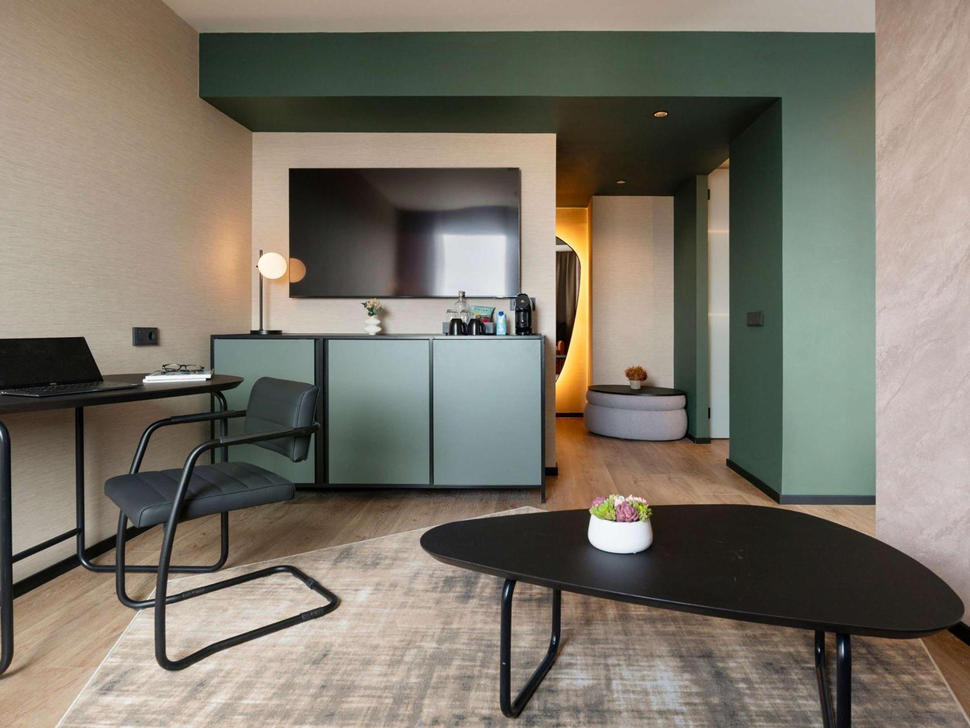 Novotel Valencia Lavant Экстерьер фото