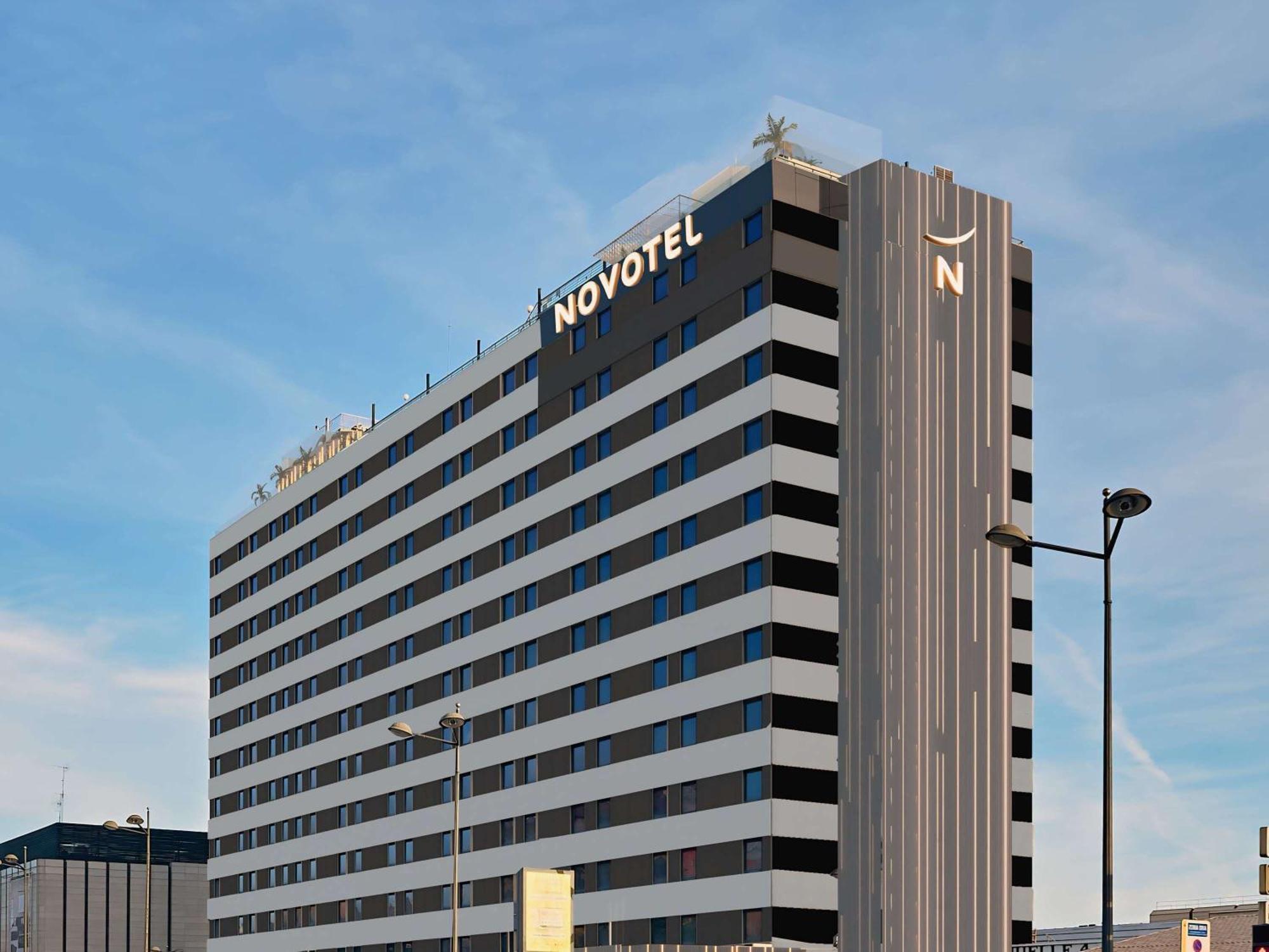 Novotel Valencia Lavant Экстерьер фото