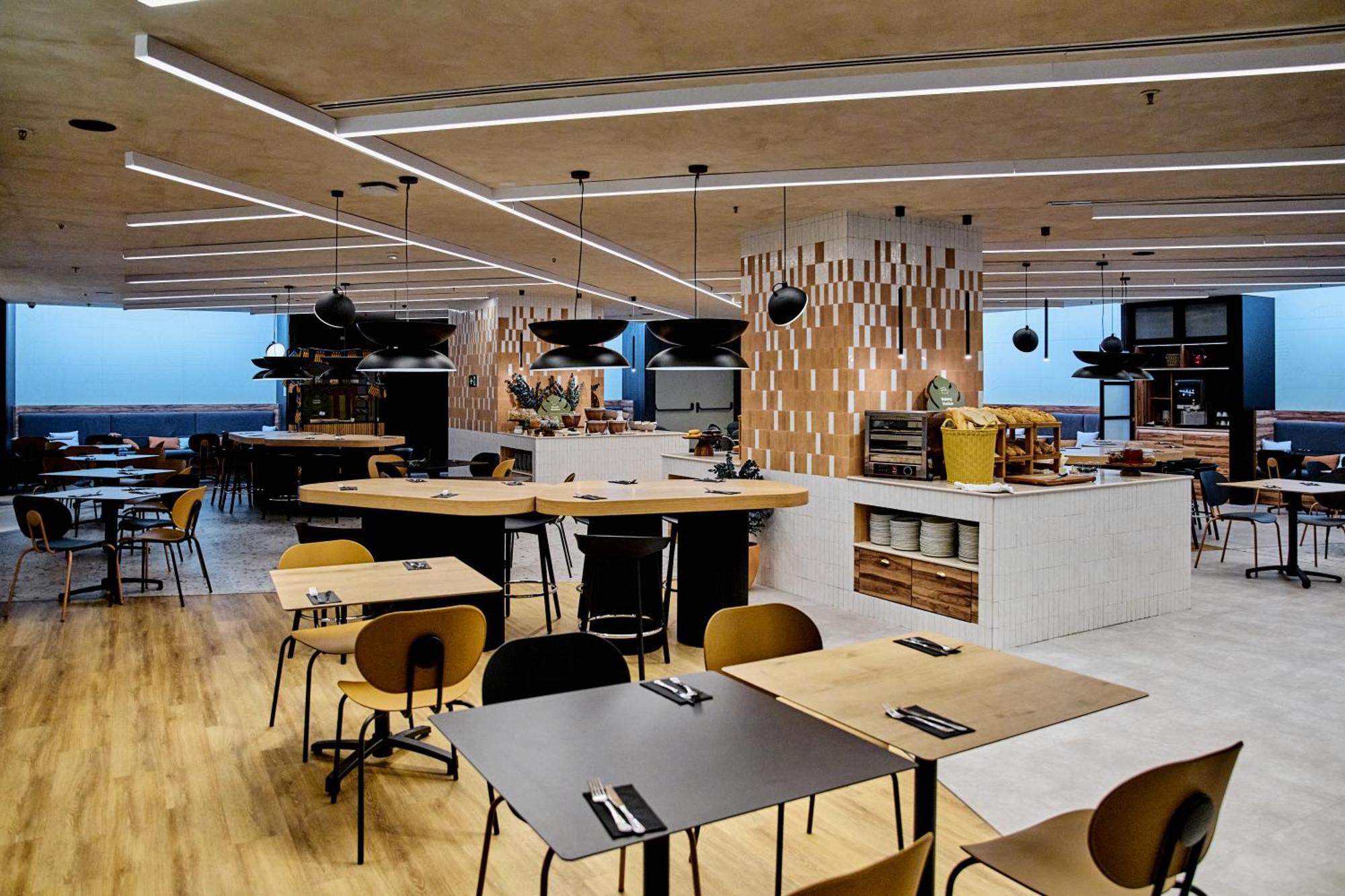 Novotel Valencia Lavant Экстерьер фото
