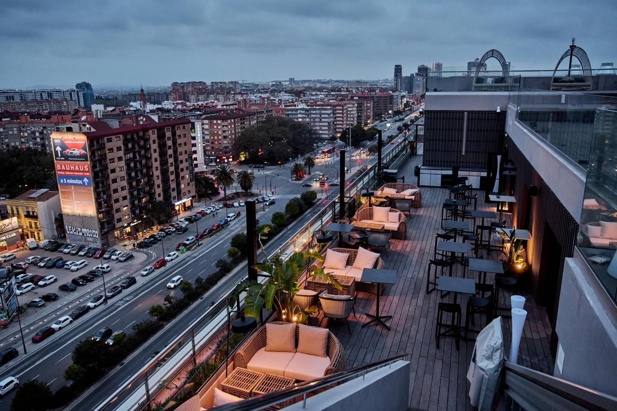 Novotel Valencia Lavant Экстерьер фото