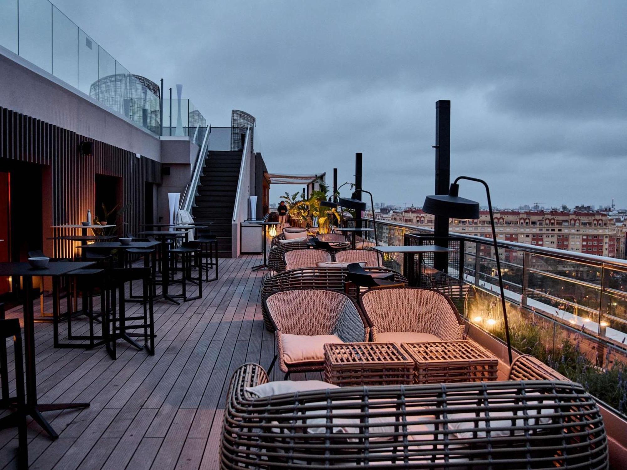 Novotel Valencia Lavant Экстерьер фото