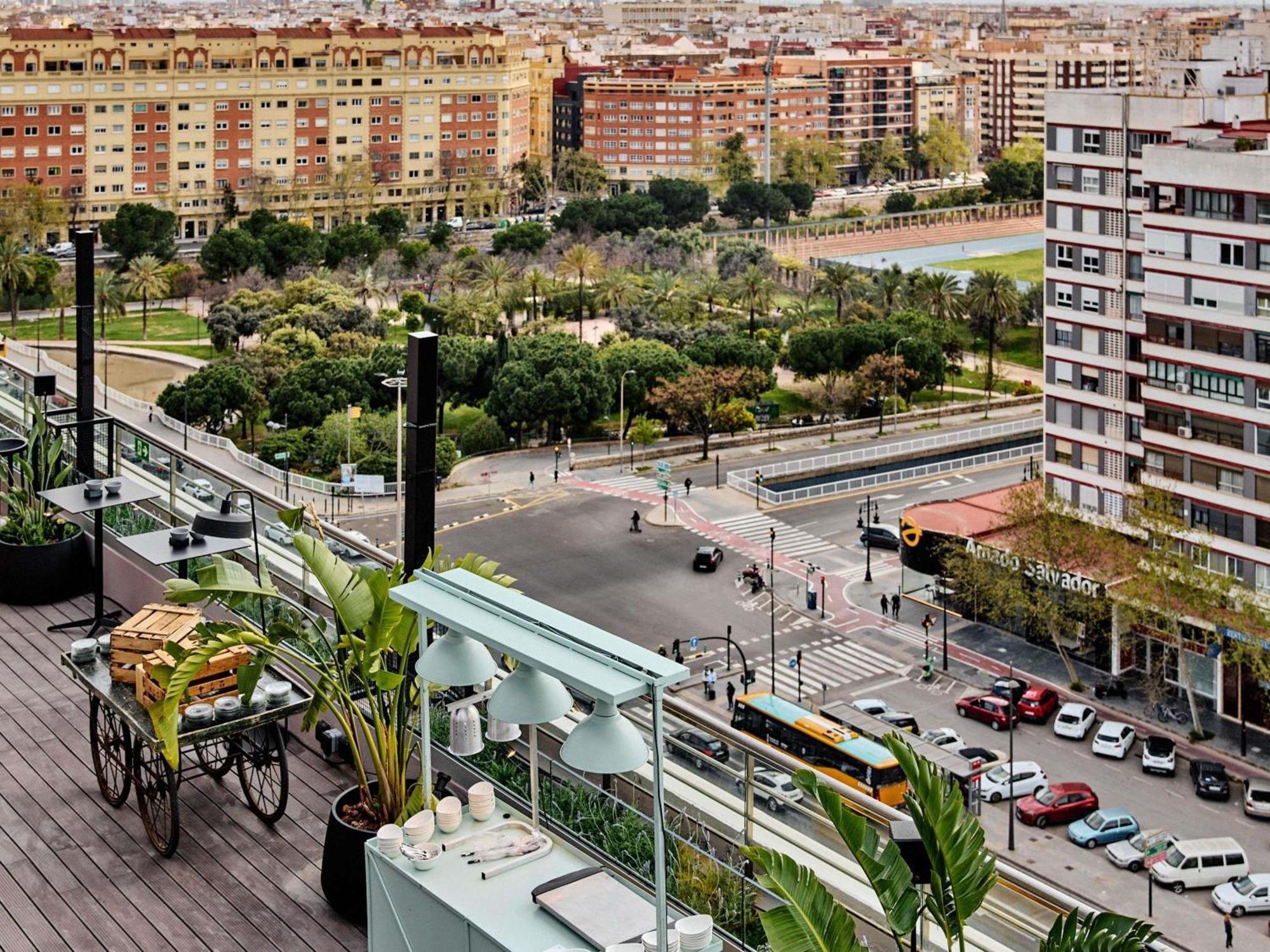 Novotel Valencia Lavant Экстерьер фото
